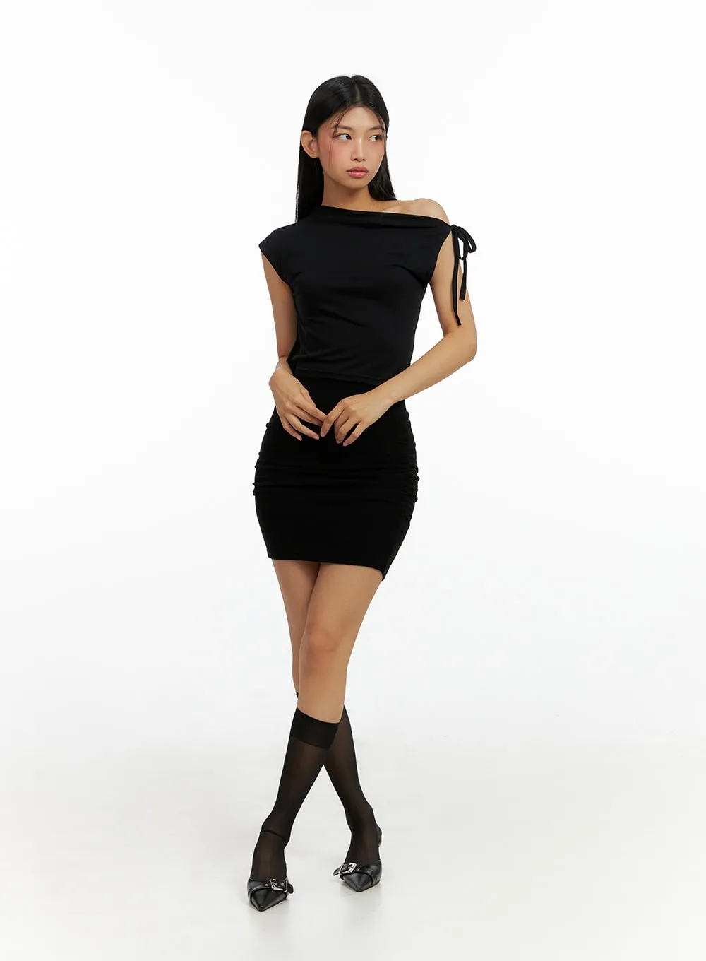 Asymmetrical Ribbon One-Shoulder Crop Top IL419