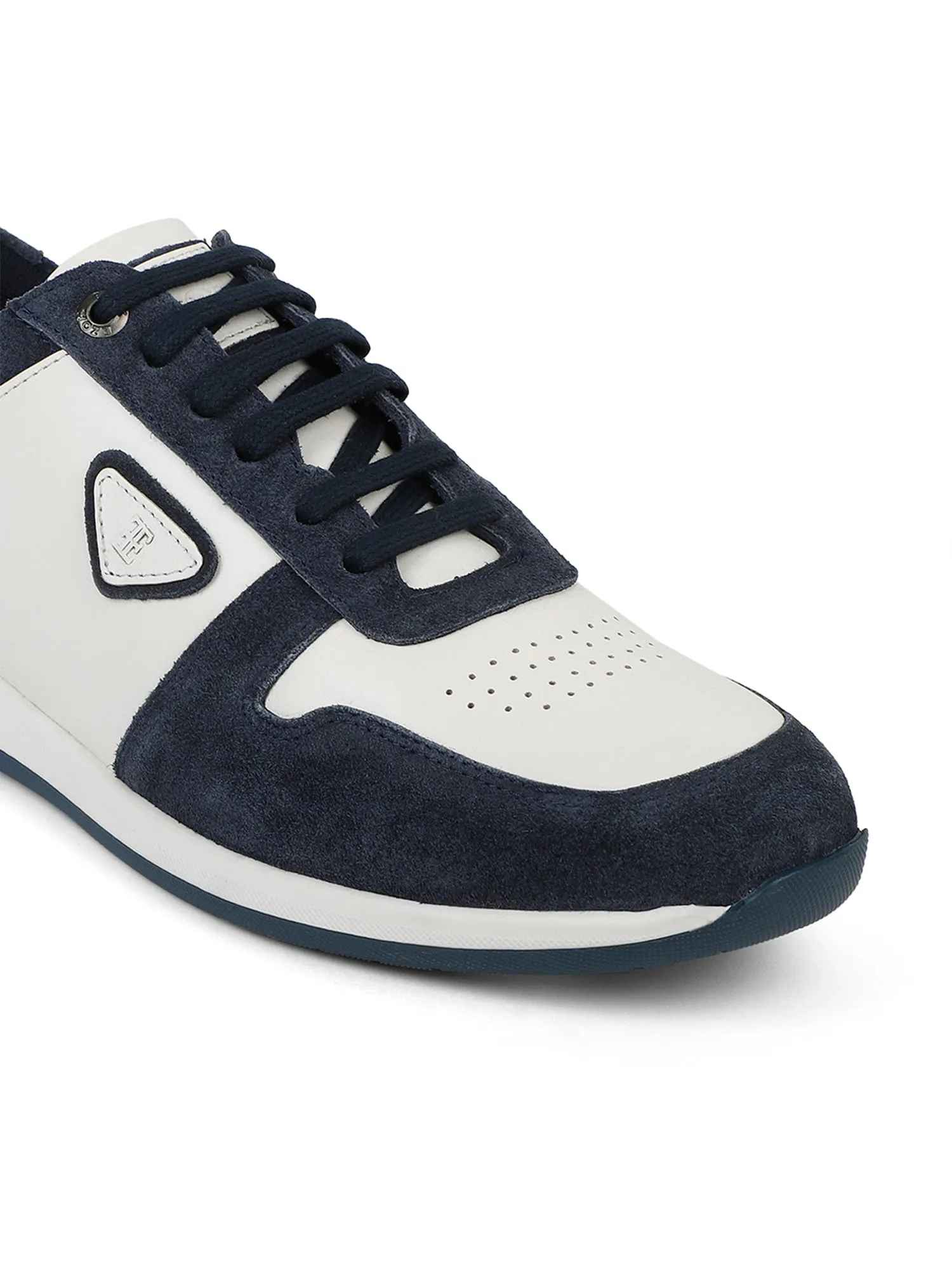 Ezok Men White/Blue Sneaker Casual Shoes