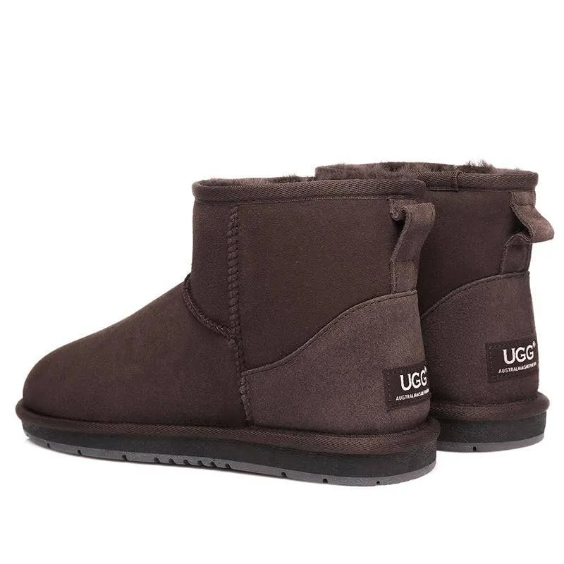 Mini Classic Kids UGG Boots (7  years)