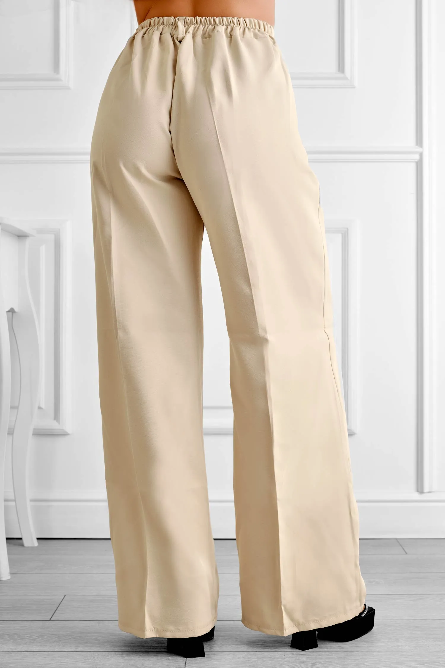 Pantalone beige a palazzo