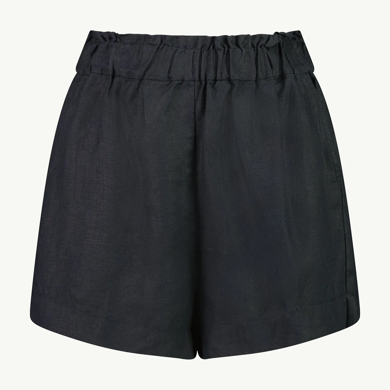 SUNDAY SHORTS BLACK LINEN