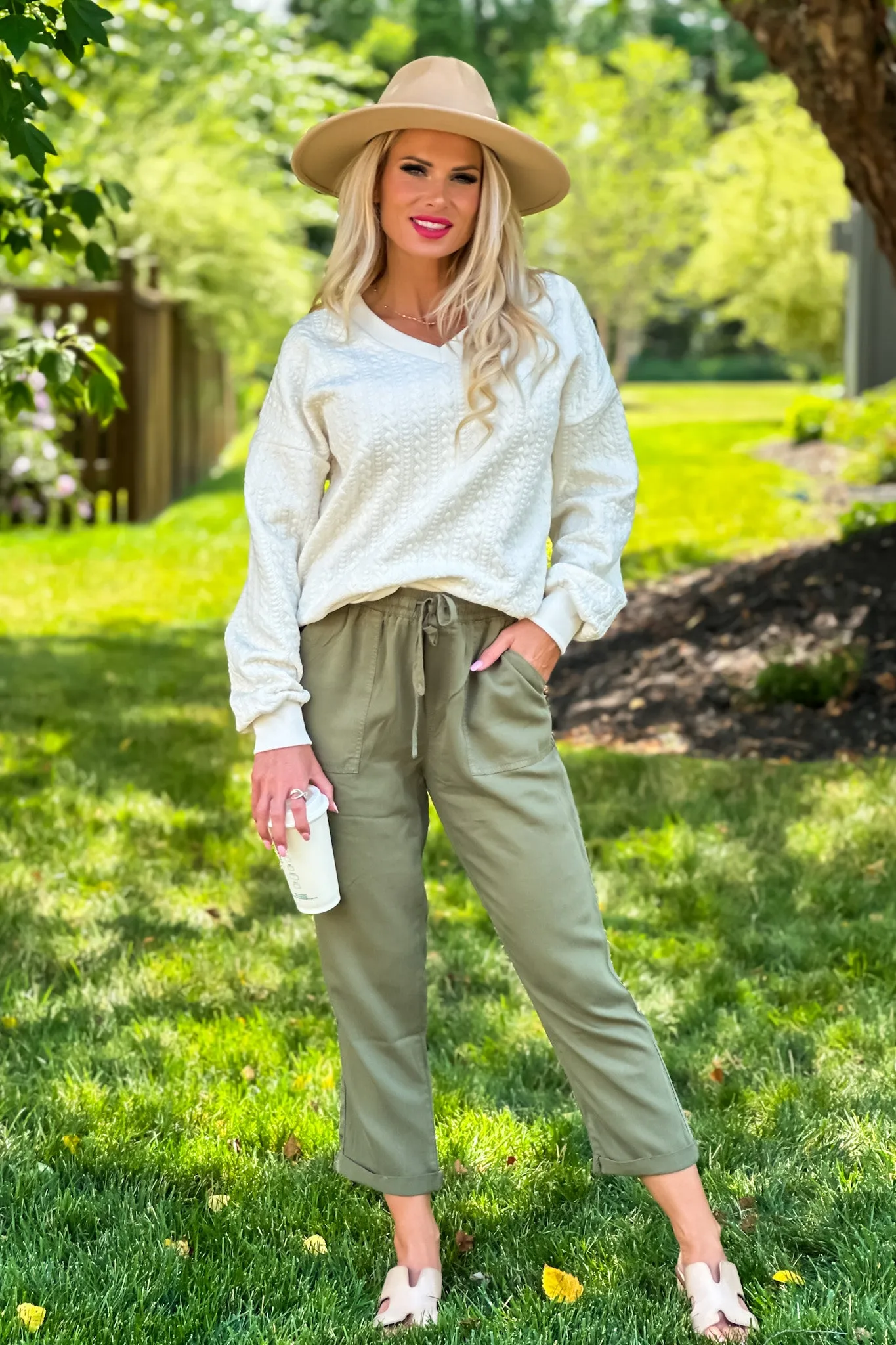 Wild Truffle Maisie Crop Pants : Army Green