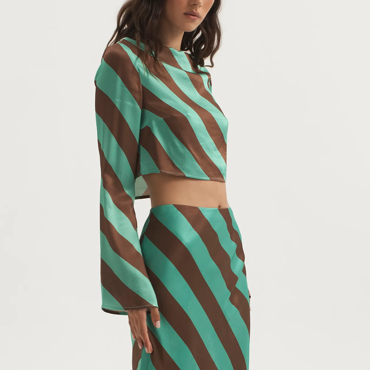 ZOEY CROP FLARE SLEEVE TOP CHOC MINT